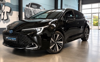 TOYOTA COROLLA TS TEAMPLAYER 1.8 HYBRID 140 PK 
