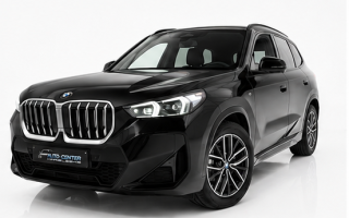 BMW X1 M-SPORT 1.5 AUTOMAAT BENZ MET PANORAMISCH OPEN DAK 