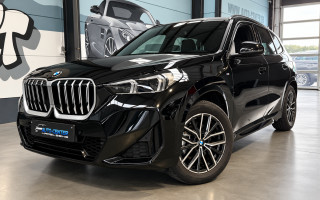BMW X1 M-SPORT 1.5 AUTOMAAT BENZ MET PANORAMISCH OPEN DAK 