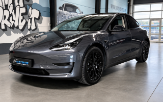 TESLA MODEL 3 RWD 283PK MET PANODAK